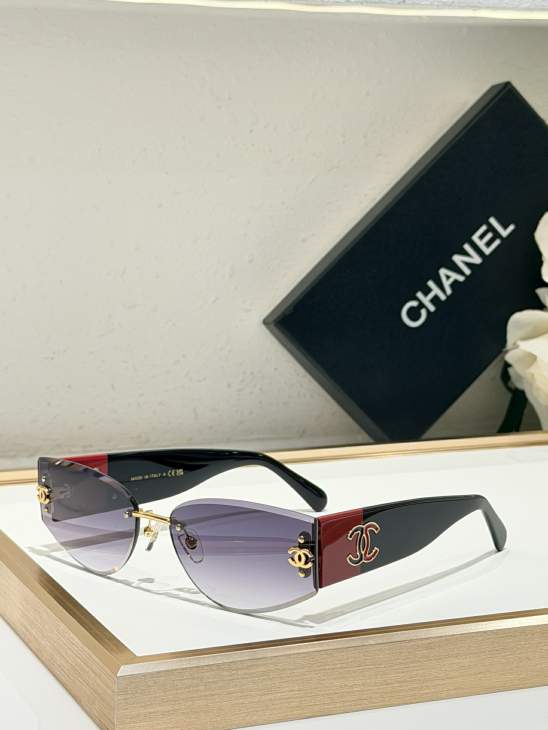 Picture of Chanel Sunglasses _SKUfw80238254fw